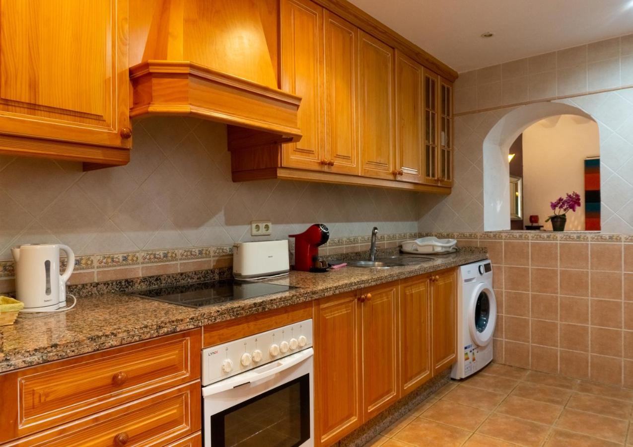 Вилла Idyllic Townhouse In Marbella Old Town Экстерьер фото